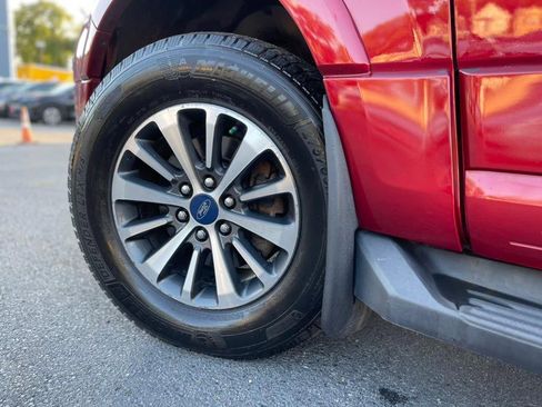 Used 2015 Ford Expedition XLT AWD/4WD image 25