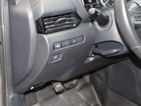 Used 2021 Nissan Sentra SR w/ Trunk Package image 21