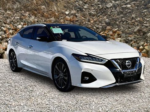 Used 2020 Nissan Maxima Platinum w/ Reserve Package image 10