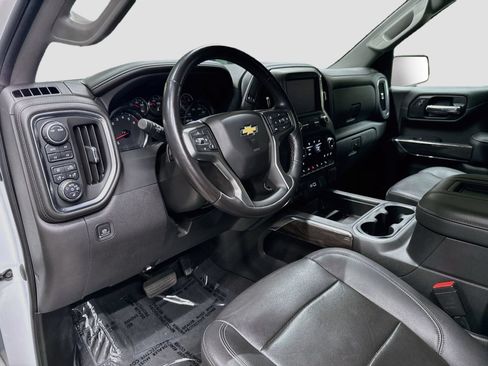 Used 2022 Chevrolet Silverado 1500 LTZ AWD/4WD image 11