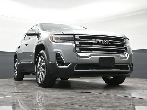 Used 2023 GMC Acadia SLT AWD/4WD image 32