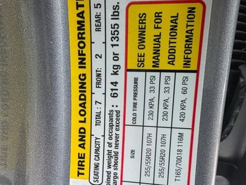 Used 2020 Ford Explorer XLT w/ Equipment Group 202A RWD image 14