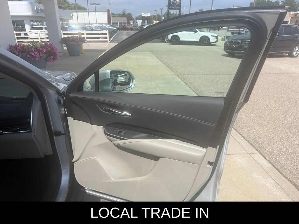 Used 2019 Cadillac XT4 Premium Luxury AWD/4WD image 15