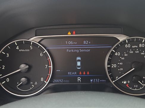 Used 2025 Nissan Altima 2.5 SV FWD image 11