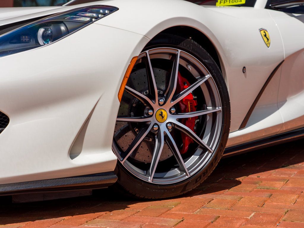 Used 2019 Ferrari 812 Superfast RWD image 37