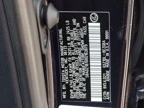 Used 2024 Lexus ES 350 w/ Premium Package FWD image 28