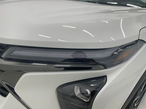 Used 2025 Chevrolet Trax RS w/ Driver Confidence Package image 31