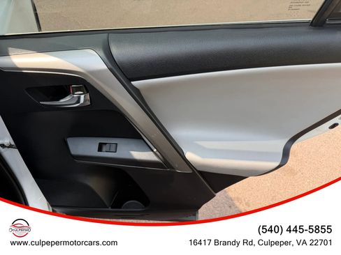 Used 2018 Toyota RAV4 XLE FWD image 13