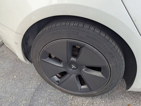Used 2022 Tesla Model 3 RWD image 13