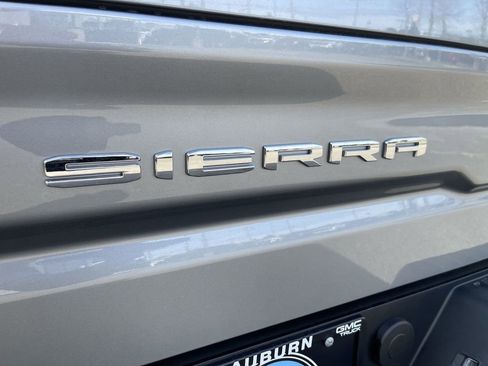 New 2026 GMC Sierra 1500 SLT w/ SLT Premium Plus Package AWD/4WD image 33