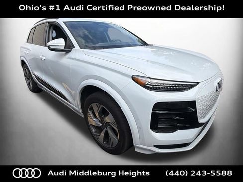 Used 2025 Audi Q6 e-tron Premium Plus w/ Premium Plus AWD/4WD image 1