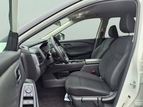 Used 2024 Nissan Rogue S AWD/4WD image 14