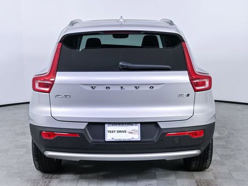 Certified 2025 Volvo XC40 B5 Plus image 30