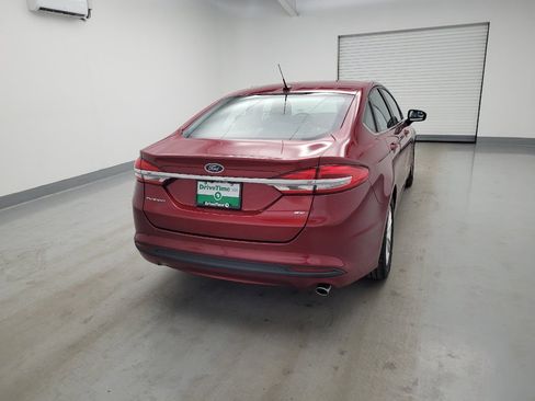 Used 2018 Ford Fusion SE w/ Fusion SE Technology Package FWD image 7
