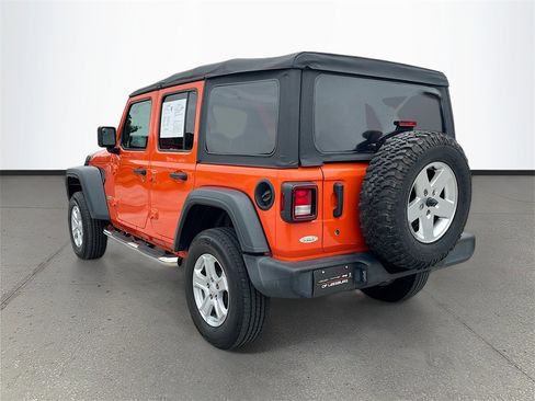Certified 2018 Jeep Wrangler Unlimited Sport S image 5