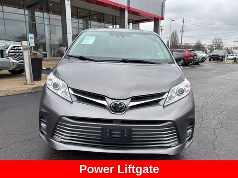 Used 2020 Toyota Sienna AWD image 9