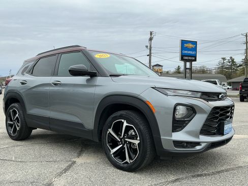 Certified 2023 Chevrolet TrailBlazer RS w/ Sun and Liftgate Package AWD/4WD image 2