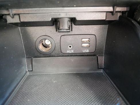 Used 2018 Subaru Outback 2.5i Touring AWD/4WD image 33