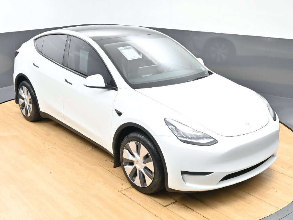 Used 2023 Tesla Model Y Long Range AWD/4WD image 47