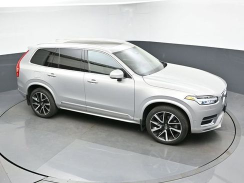 Used 2023 Volvo XC90 B5 Plus w/ Protection Package Premier image 18