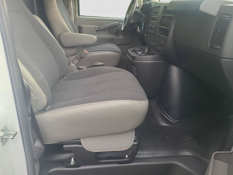 Used 2025 Chevrolet Express 2500 w/ Driver Convenience Package RWD image 28