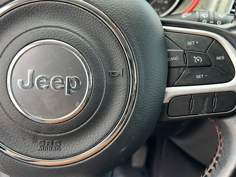 Used 2020 Jeep Compass Trailhawk AWD/4WD image 20