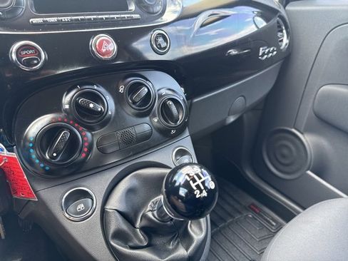 Used 2015 FIAT 500 Pop image 14
