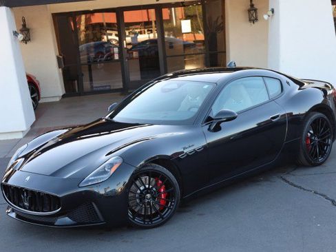 Used 2024 Maserati GranTurismo Modena image 4