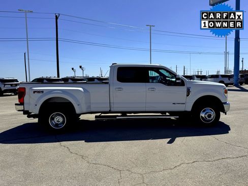 Used 2020 Ford F350 Lariat w/ Lariat Value Package image 6
