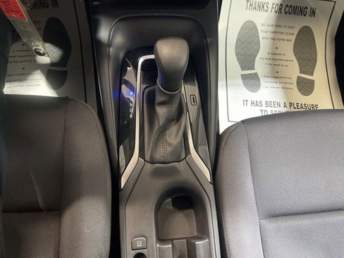 Used 2023 Toyota Corolla LE image 26