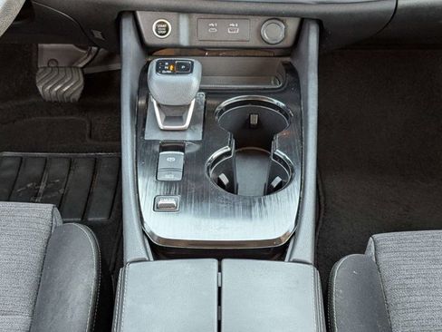 Certified 2023 Nissan Rogue SV image 20