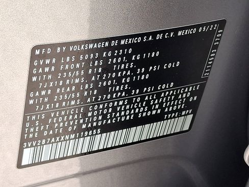 Used 2022 Volkswagen Tiguan SE image 28