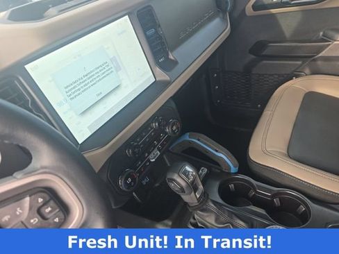 Used 2024 Ford Bronco Wildtrak AWD/4WD image 5