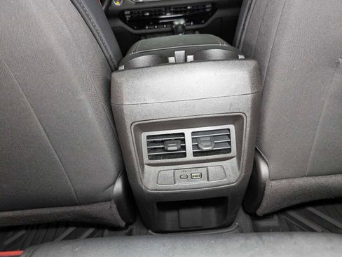 Used 2024 GMC Canyon Elevation w/ Convenience Package image 21