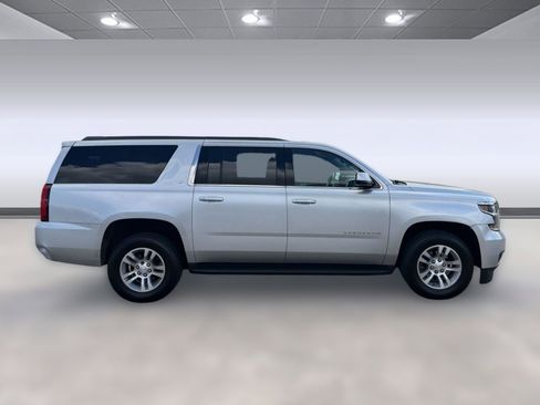 Used 2019 Chevrolet Suburban LT AWD/4WD image 8