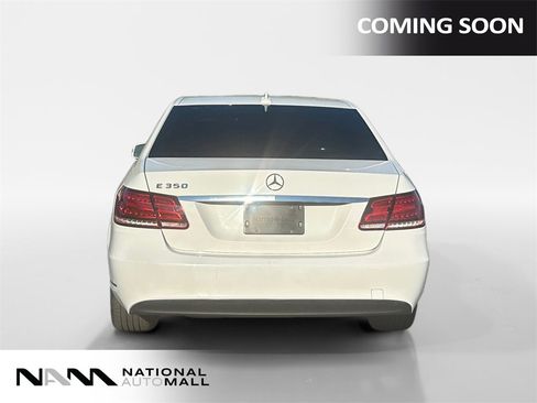 Used 2014 Mercedes-Benz E 350 Sedan image 4