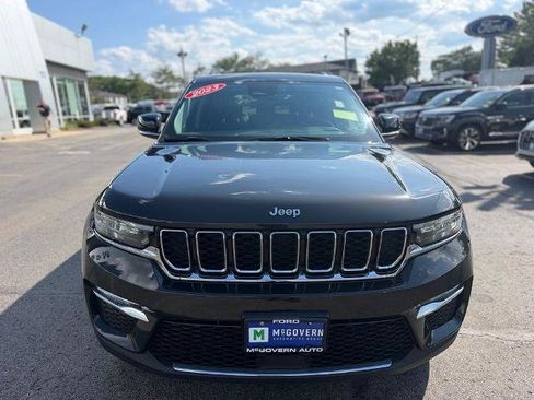 Used 2023 Jeep Grand Cherokee Limited AWD/4WD image 11