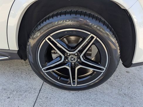 Used 2024 Mercedes-Benz GLS 450 4MATIC image 20