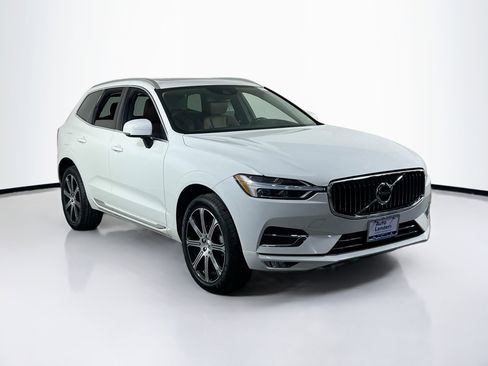 Used 2020 Volvo XC60 T5 Inscription image 3