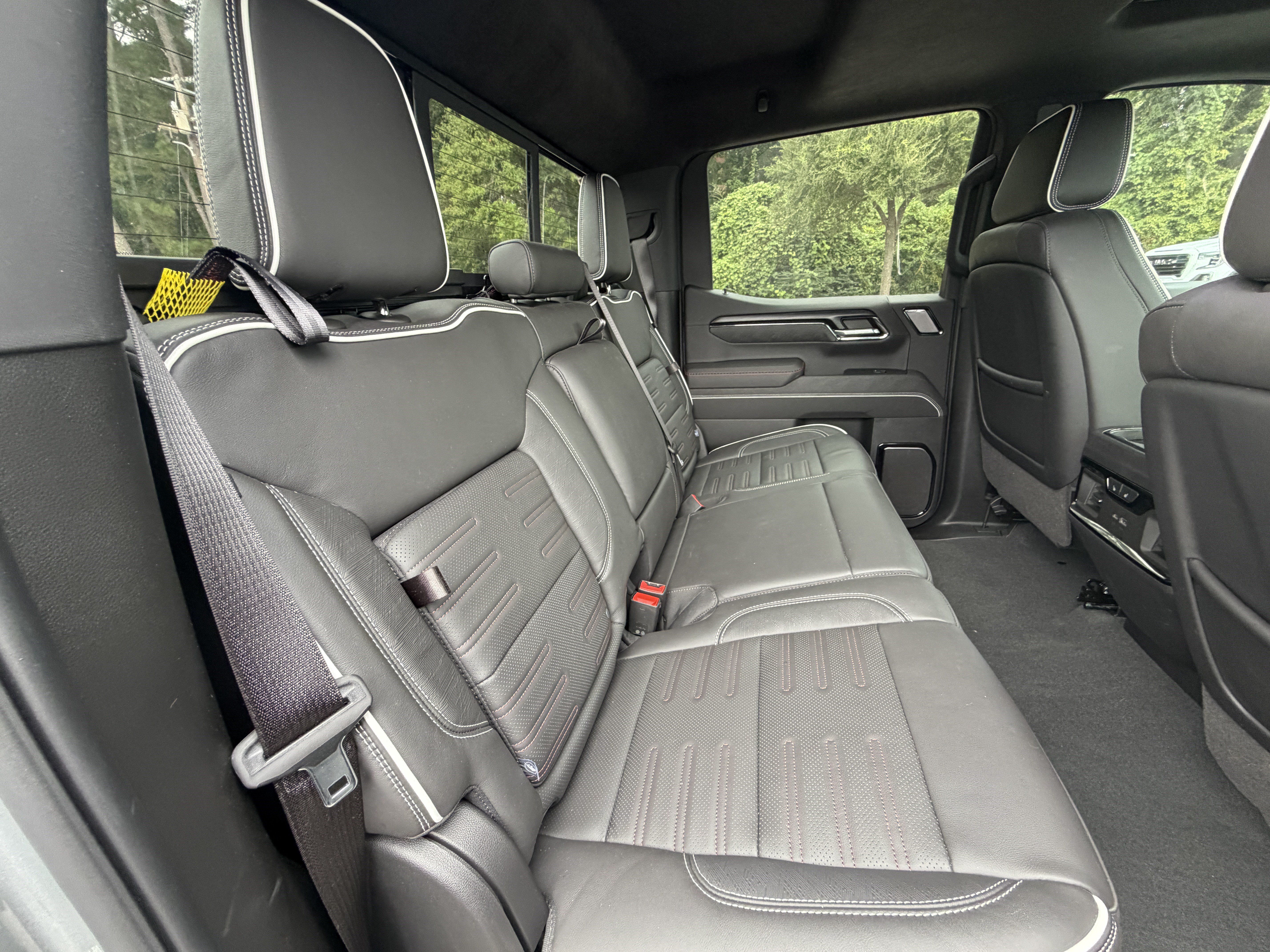 Used 2024 GMC Sierra 1500 AT4X w/ AT4X AEV Edition AWD/4WD image 11