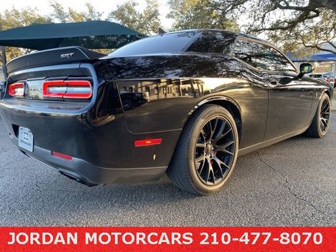 Used 2015 Dodge Challenger SRT Hellcat image 7