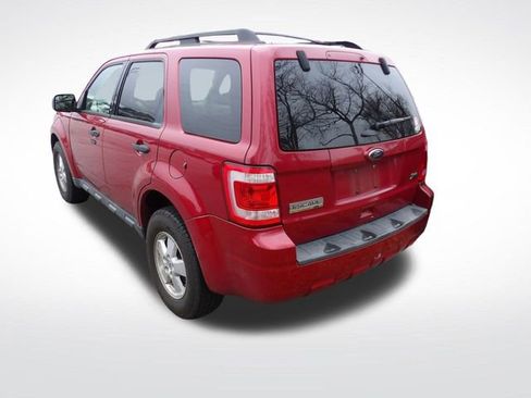 Used 2011 Ford Escape XLT w/ 203A Rapid Spec Order Code image 12