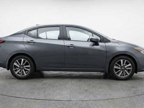 Used 2025 Nissan Versa SV FWD image 11