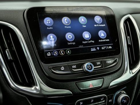 Used 2019 Chevrolet Equinox LT w/ Sun & Navigation Package image 22