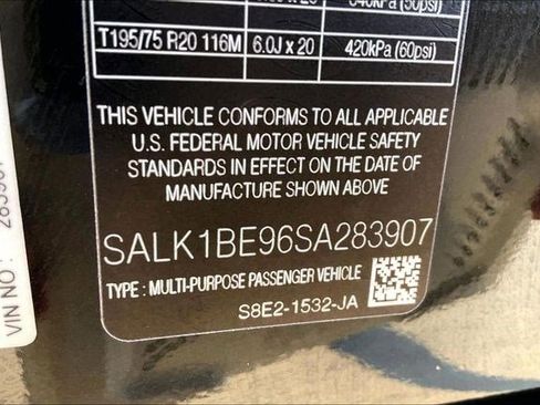 Used 2025 Land Rover Range Rover Long Wheelbase Autobiography image 41