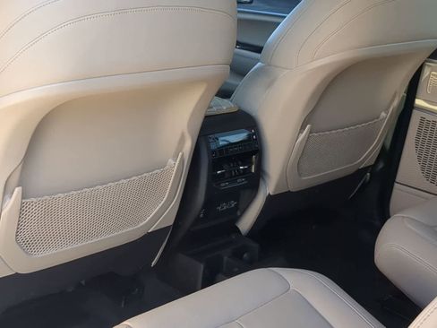 Certified 2021 Jeep Grand Cherokee L Limited AWD/4WD image 18