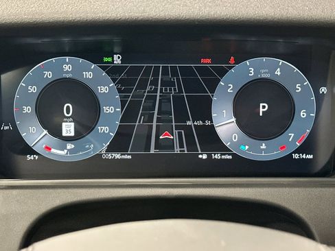 Used 2025 Land Rover Range Rover Velar Dynamic SE image 19