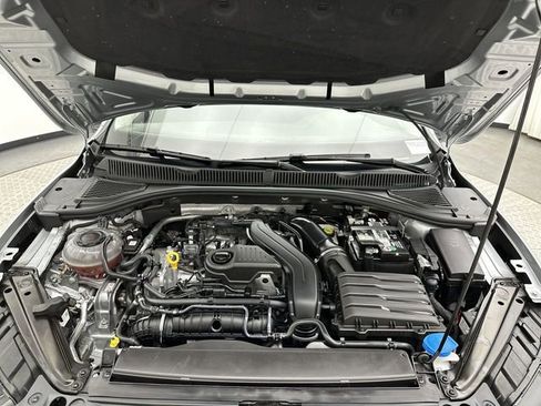 Certified 2023 Volkswagen Jetta SE FWD image 25