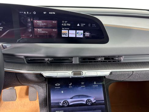 Used 2023 Lucid Air Touring image 20