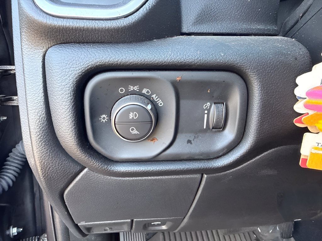 Used 2024 RAM 2500 Big Horn w/ Night Edition AWD/4WD image 13